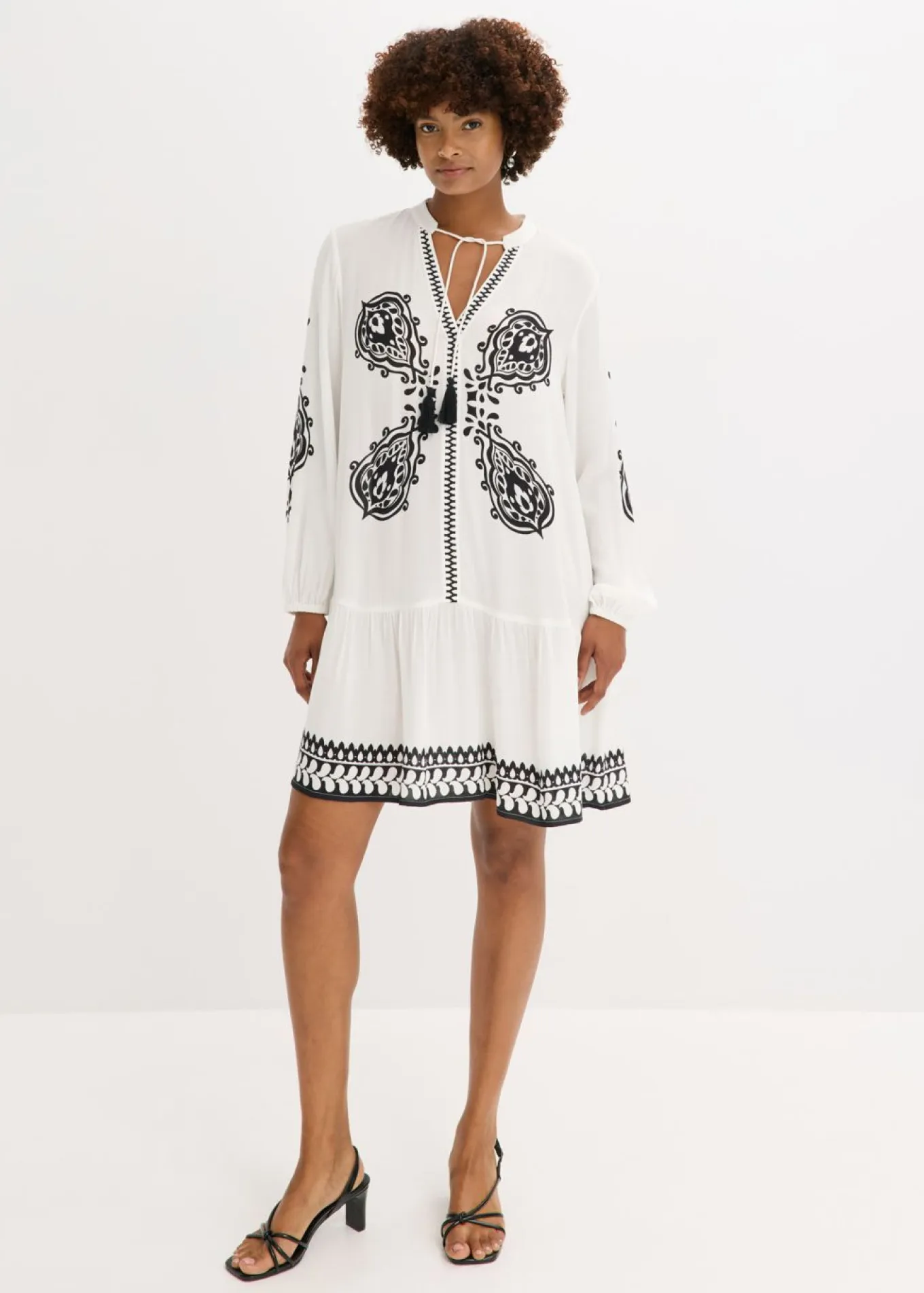 Vestido tipo túnica de viscosa estructurada