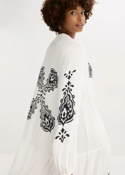 Vestido tipo túnica de viscosa estructurada