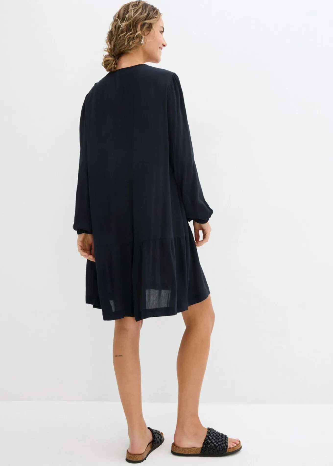 Vestido tipo túnica de viscosa fluida