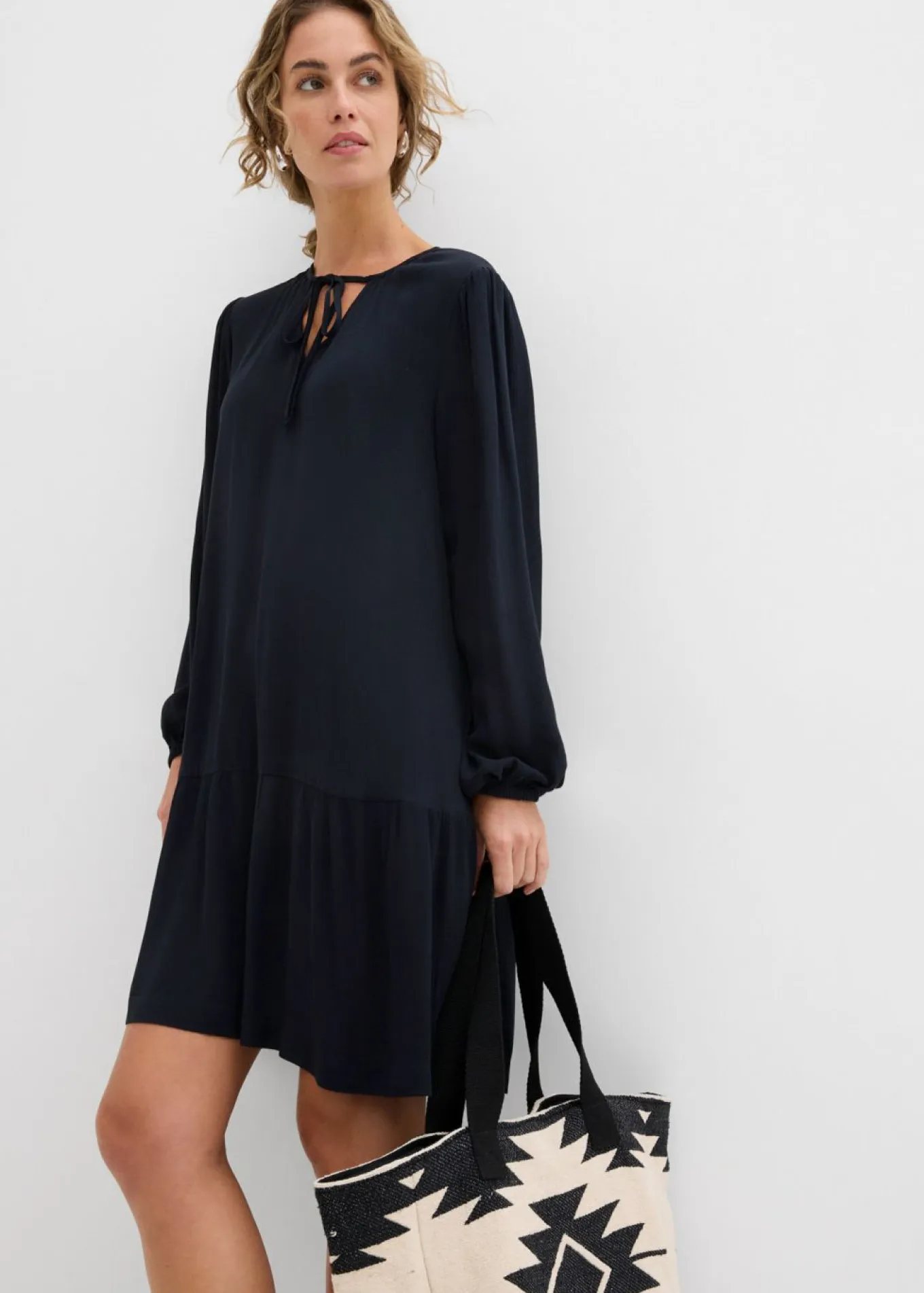 Vestido tipo túnica de viscosa fluida