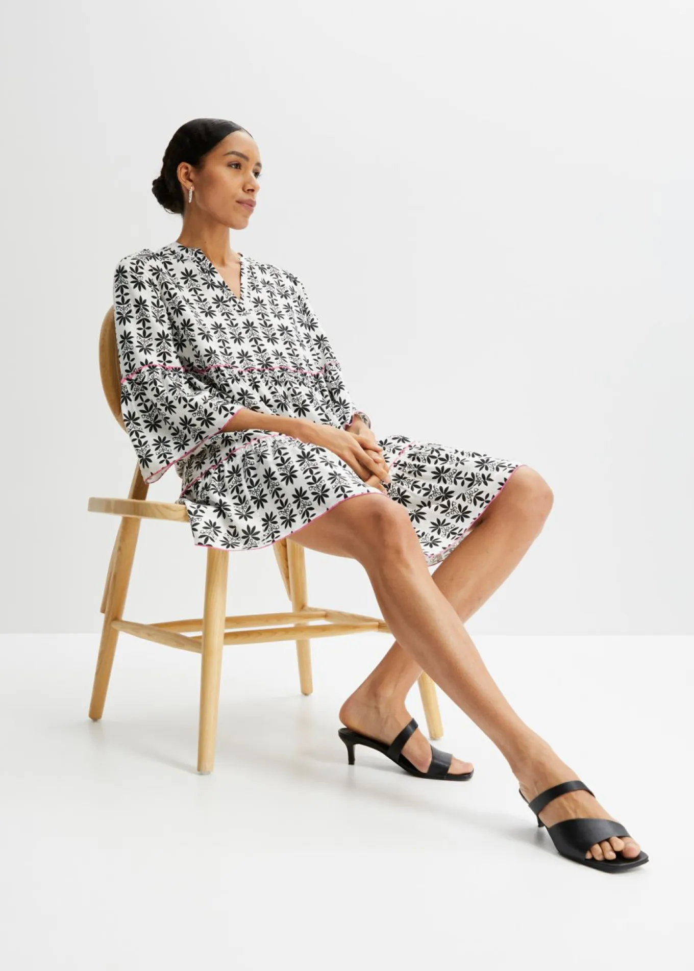 Vestido tipo túnica de viscosa fluida
