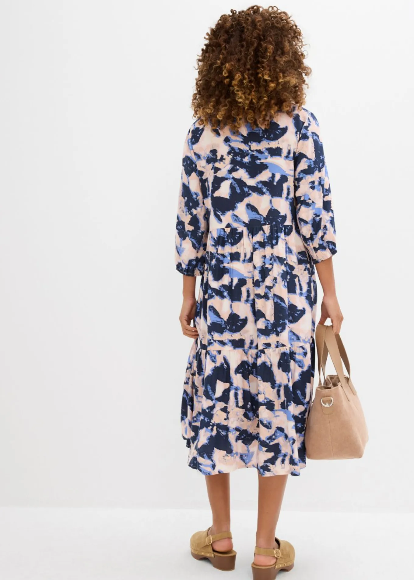 Vestido tipo túnica de viscosa fluida