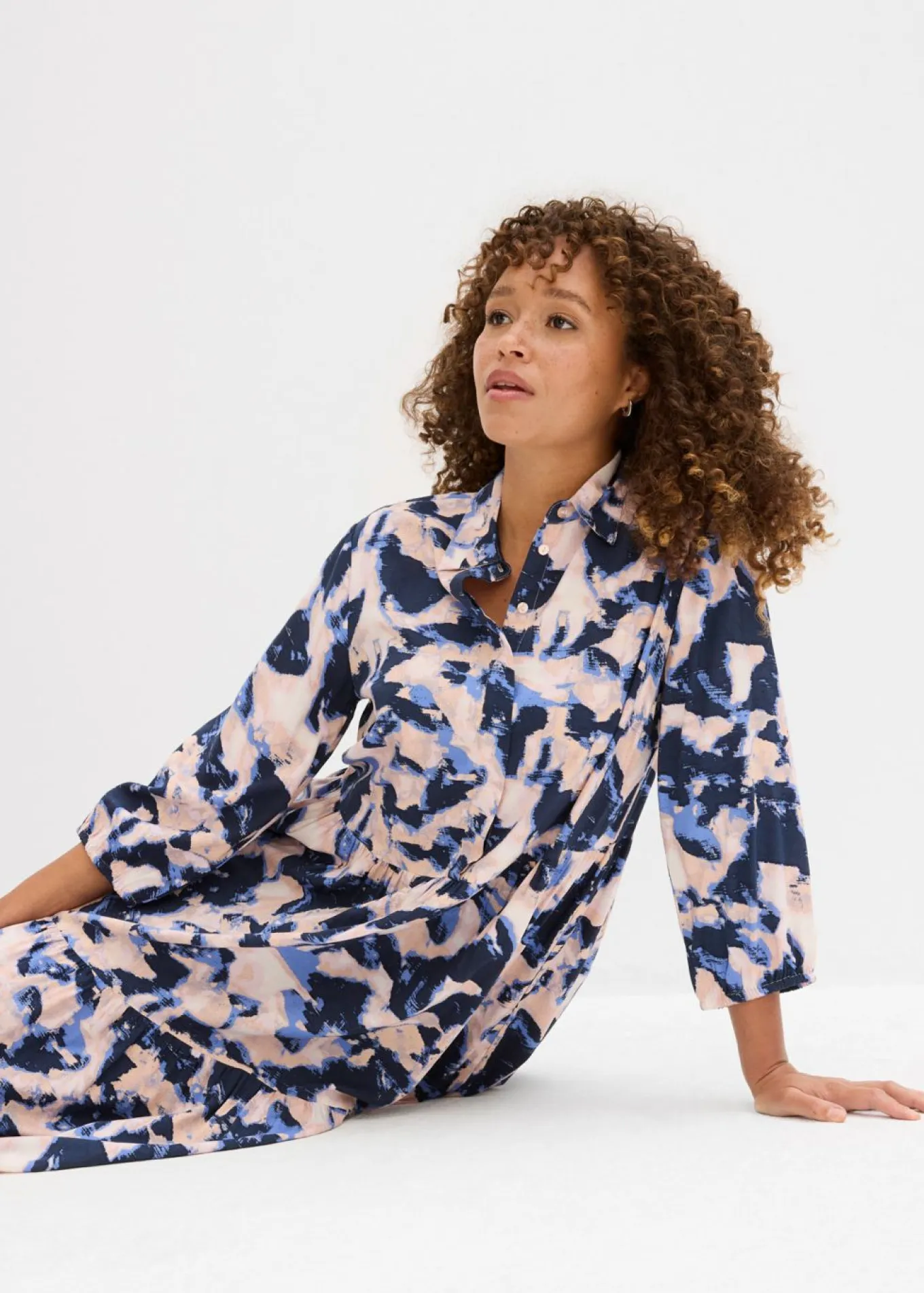 Vestido tipo túnica de viscosa fluida