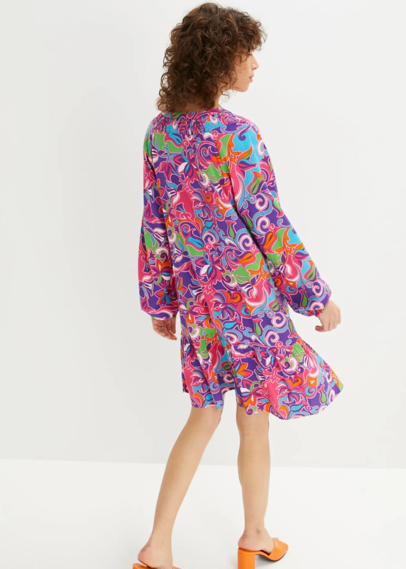 Vestido tipo túnica de viscosa fluida