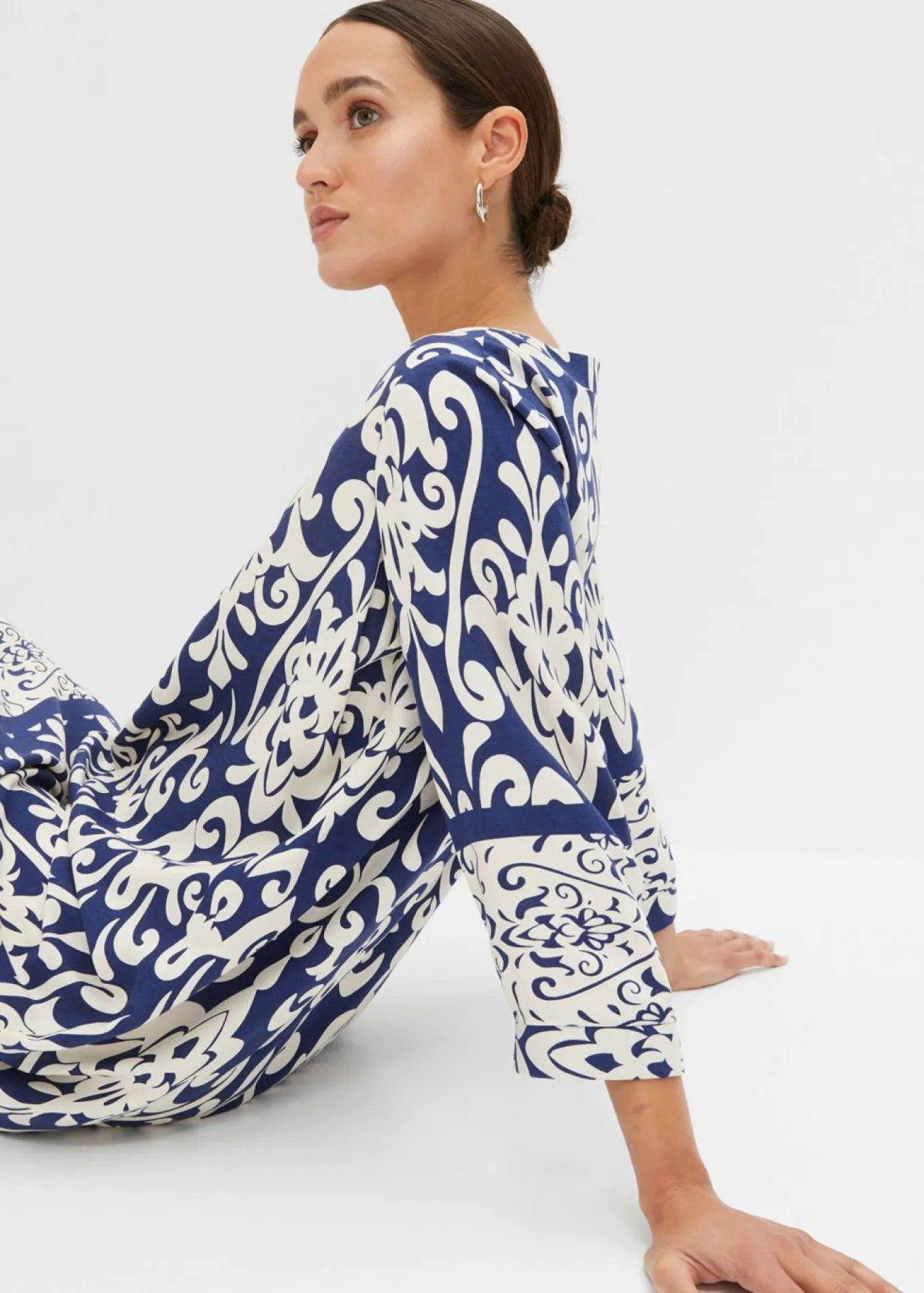 Vestido tipo túnica de viscosa fluida