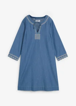 Vestido vaquero con bordado