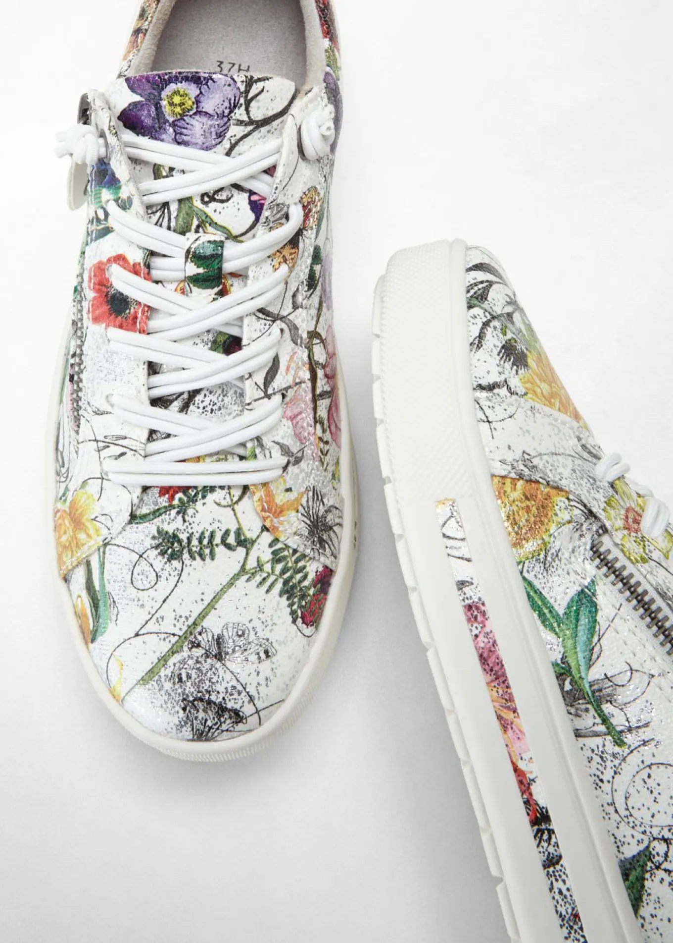 Zapatillas cómodas Jana de ancho cómodo