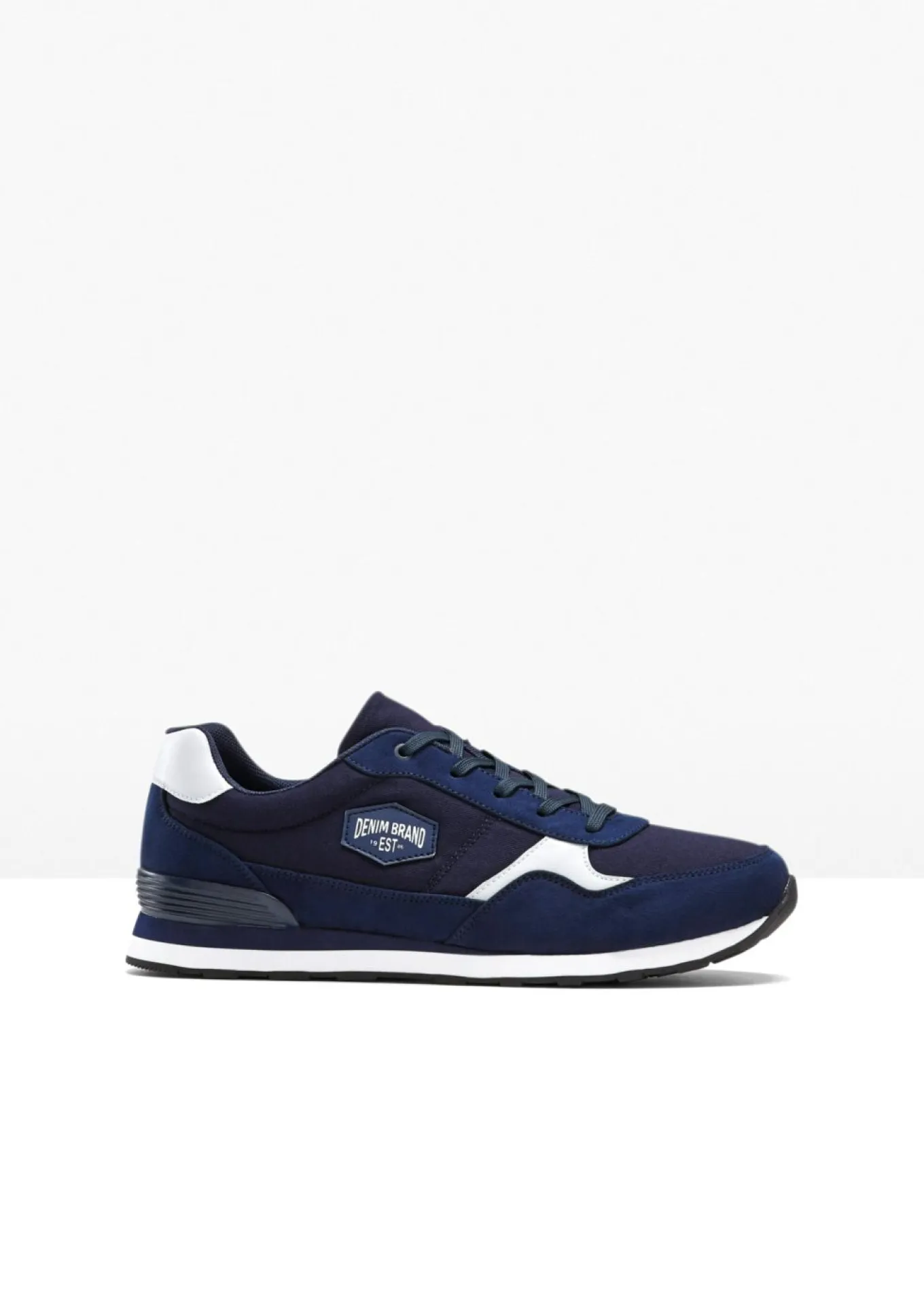 Zapatillas con aplicación de malla