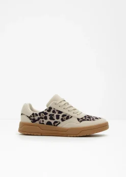 Zapatillas con detalles animales