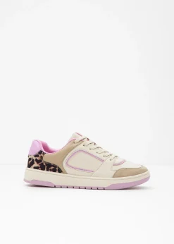 Zapatillas con detalles animales