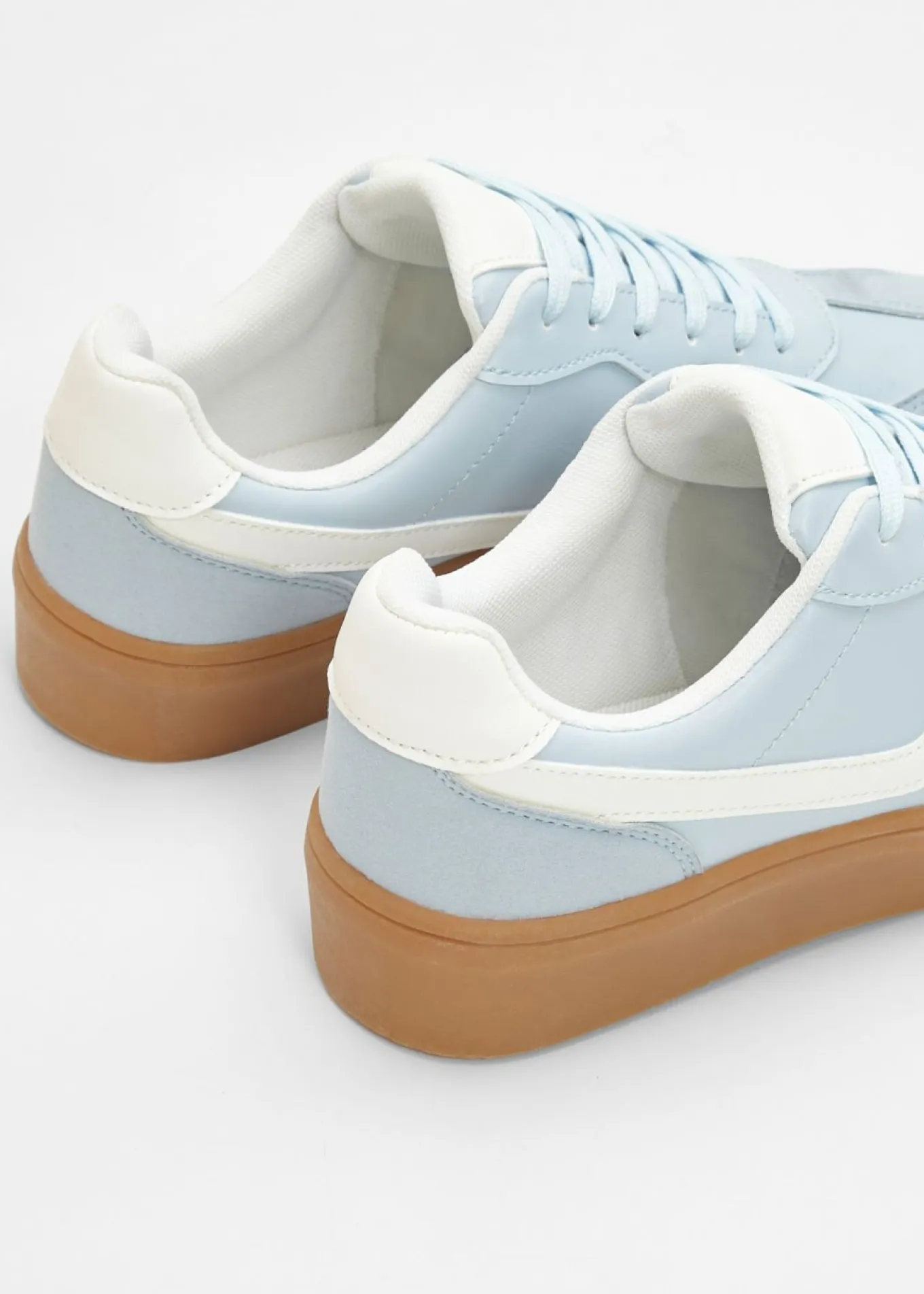 Zapatillas con plataforma de estilo retro