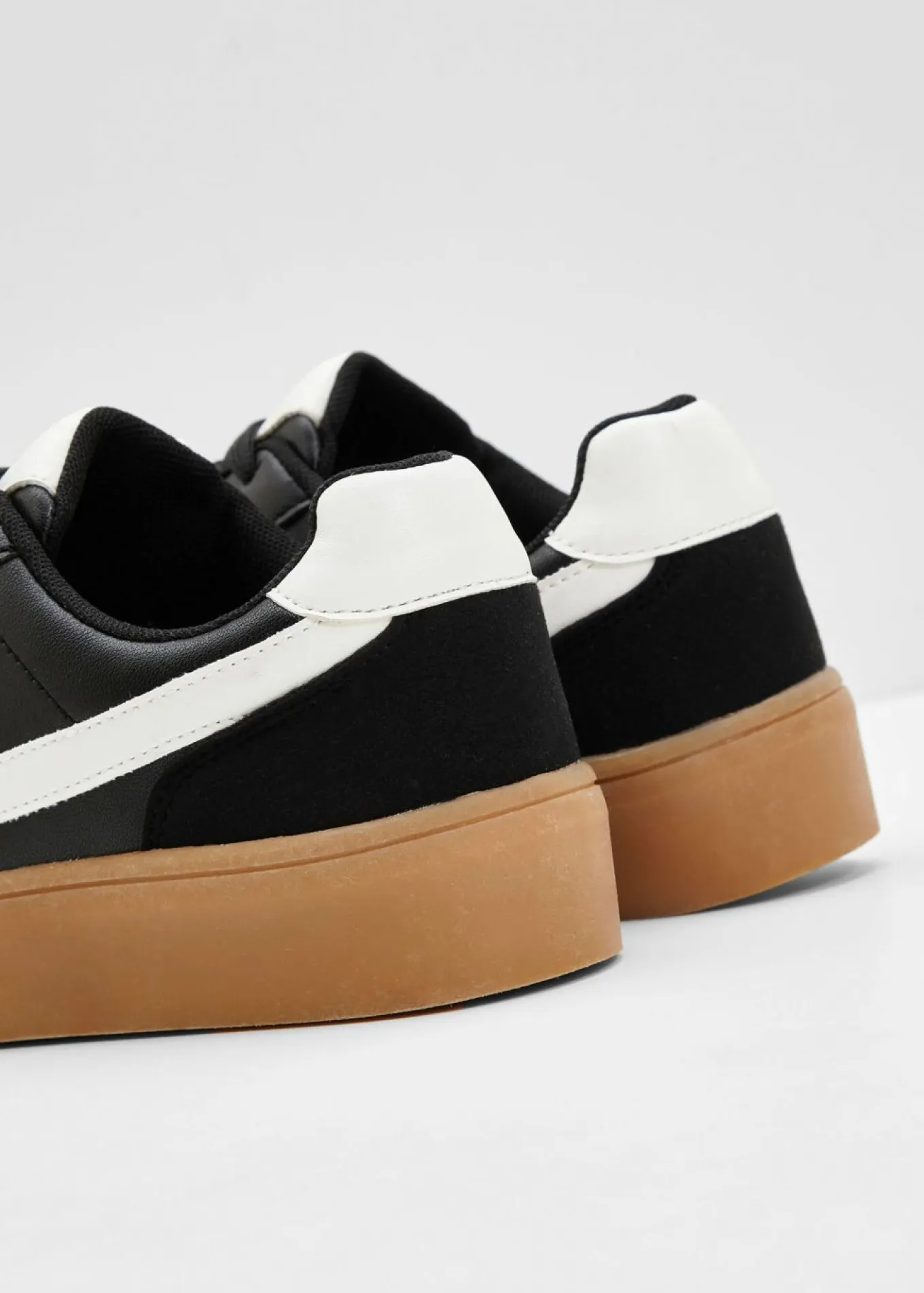 Zapatillas con plataforma de estilo retro