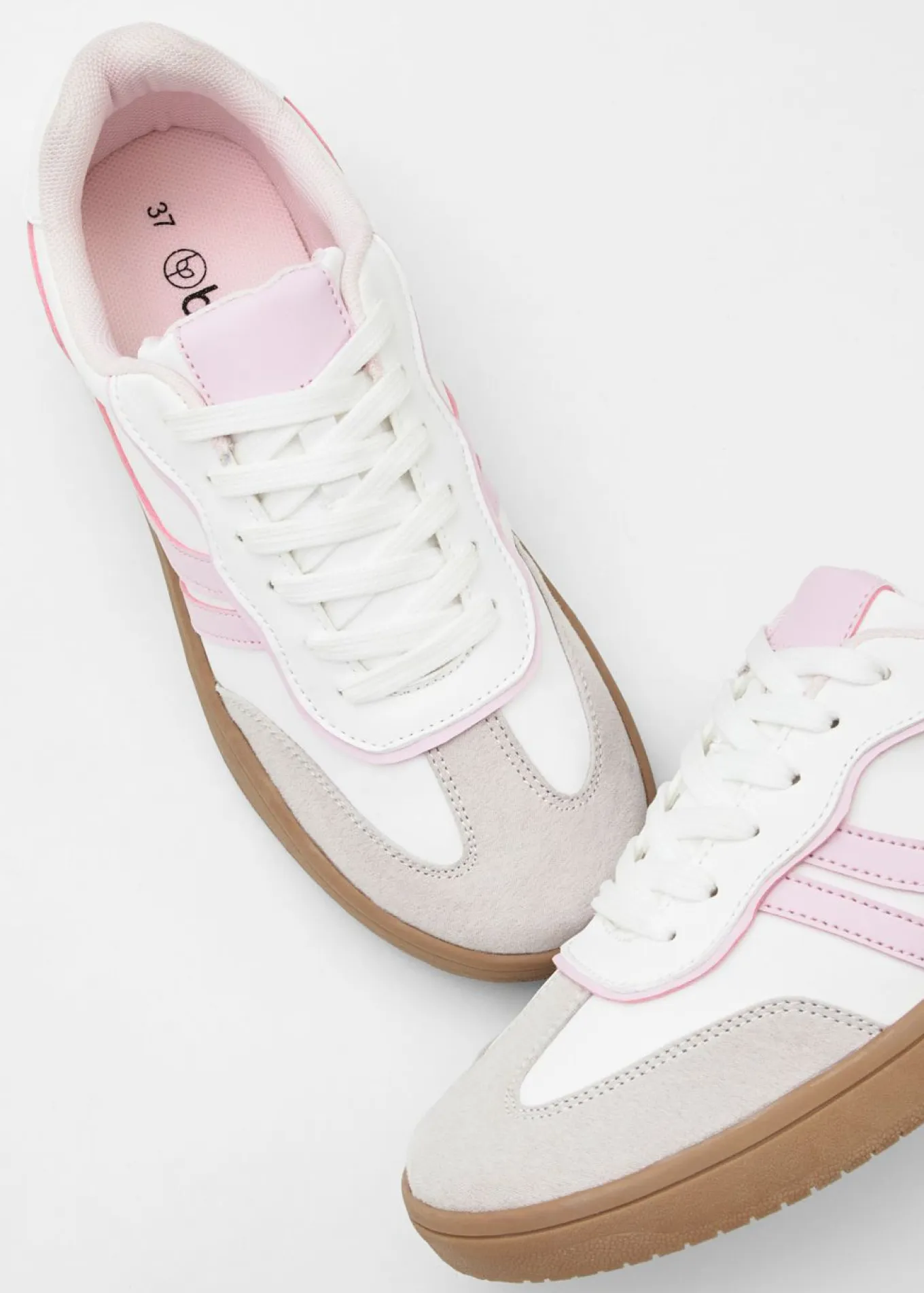 Zapatillas de aspecto retro