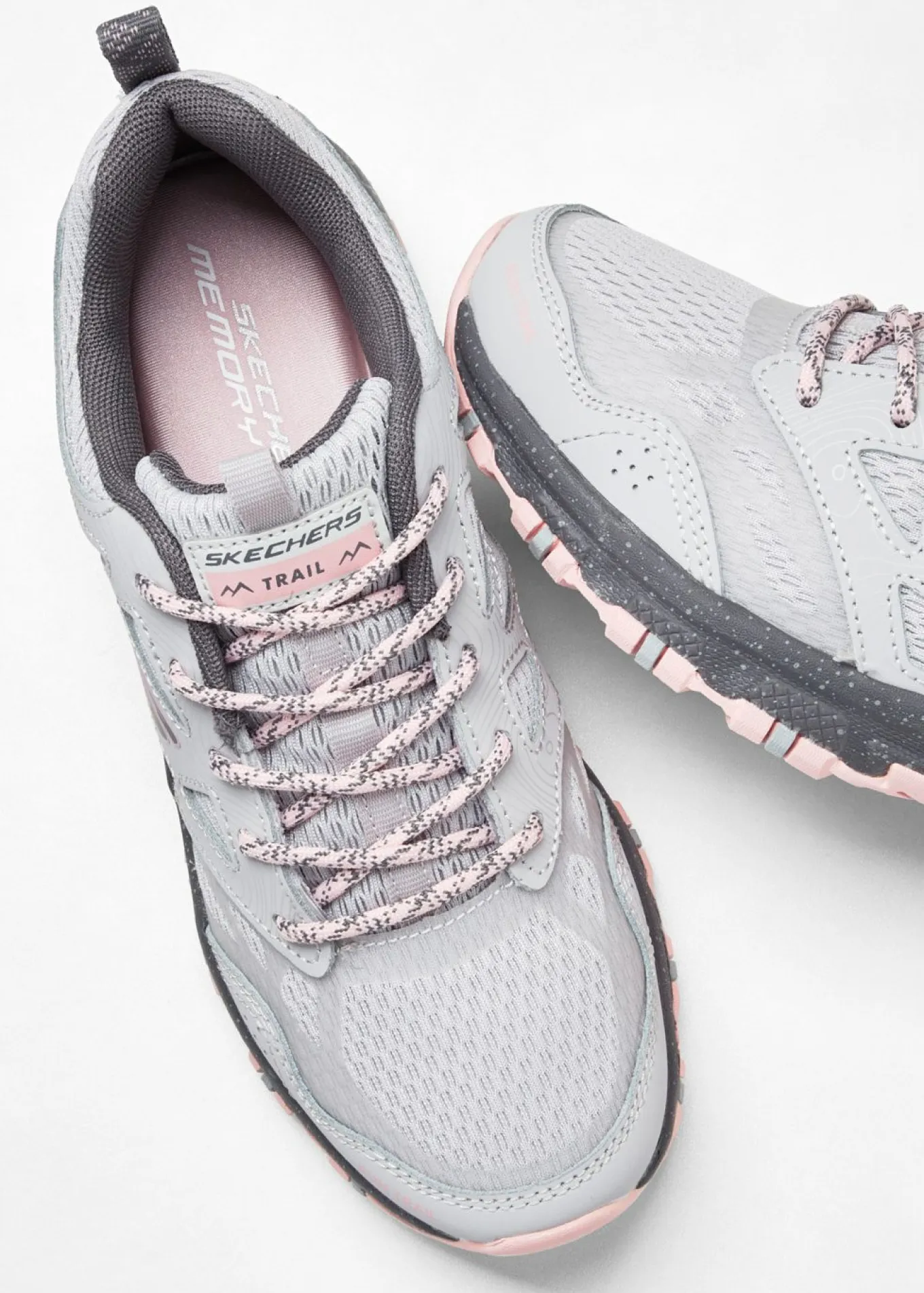 Zapatillas de senderismo Skechers con espuma viscoelástica
