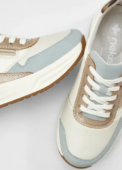 Zapatillas deportivas cómodas de Rieker en ancho cómodo con plataforma
