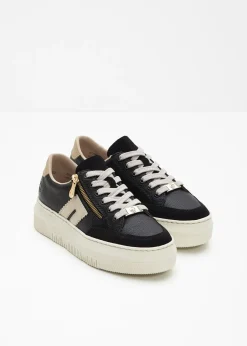 Zapatillas deportivas cómodas de Rieker de piel con plataforma