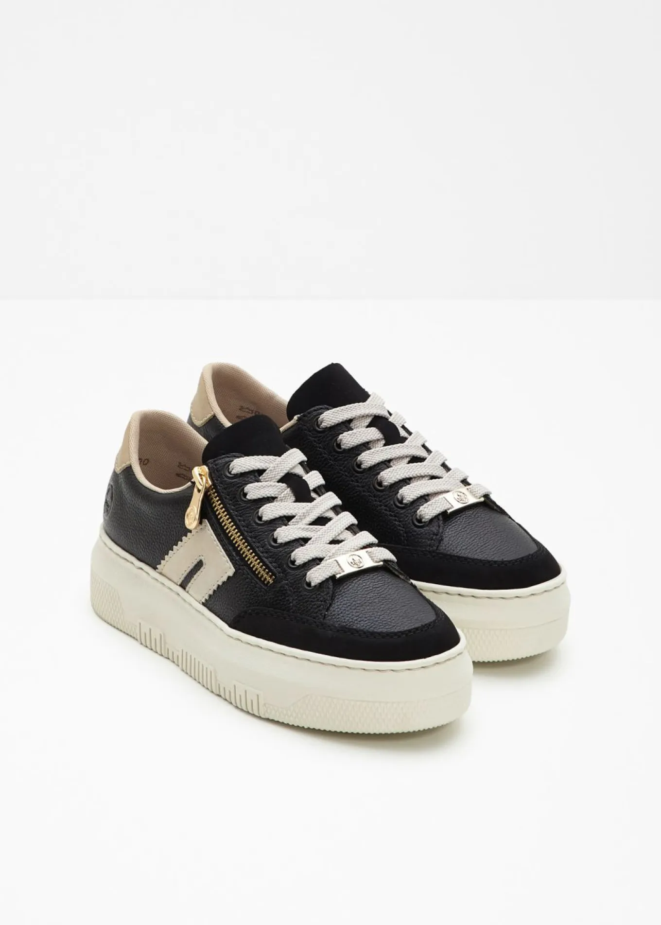 Zapatillas deportivas cómodas de Rieker de piel con plataforma