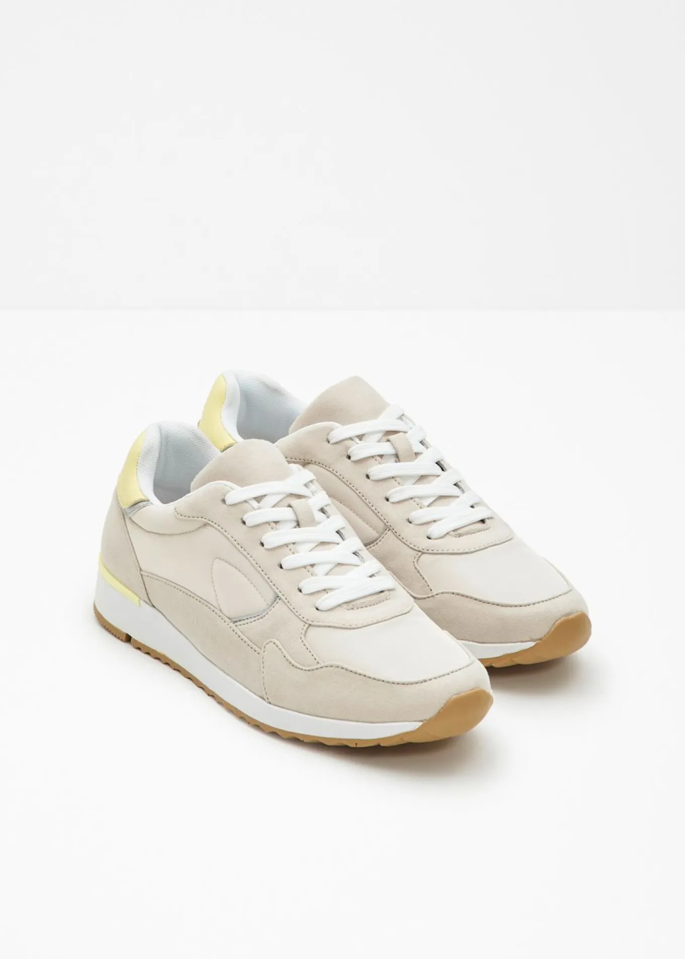 Zapatillas deportivas de estilo retro