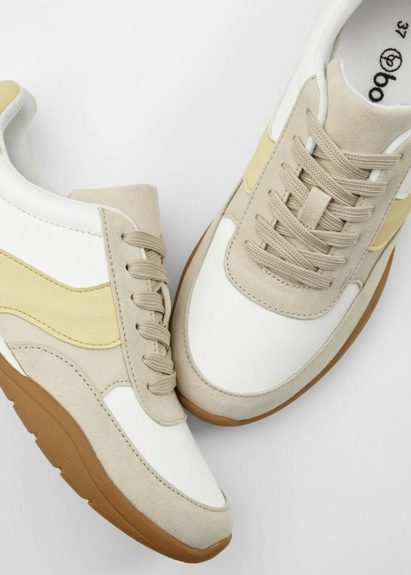Zapatillas deportivas de estilo retro