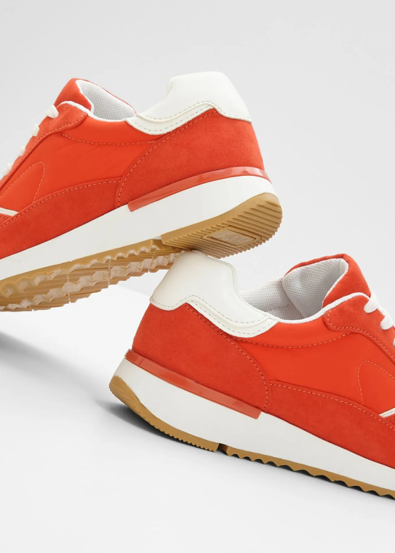 Zapatillas deportivas de estilo retro