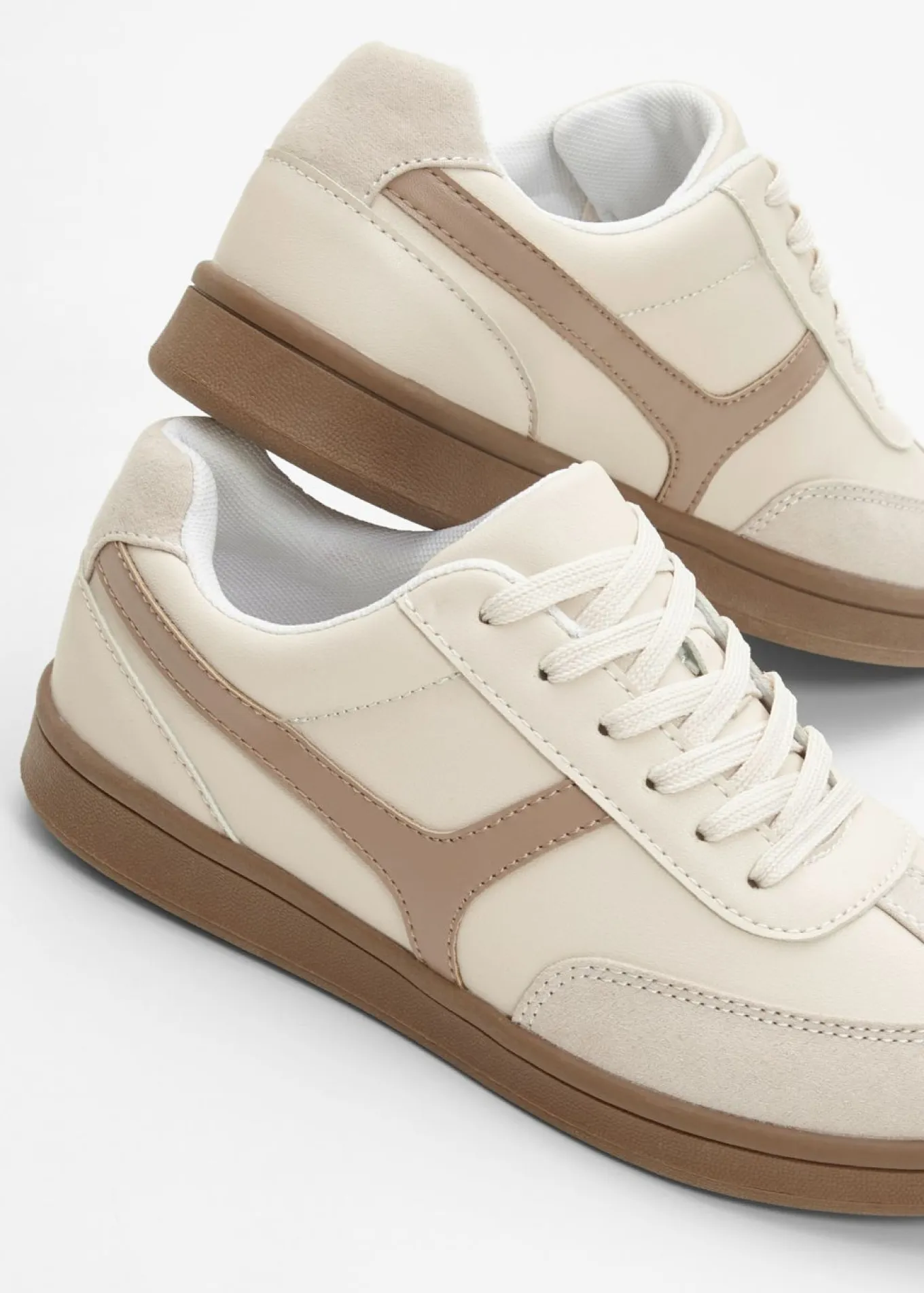 Zapatillas deportivas de estilo retro