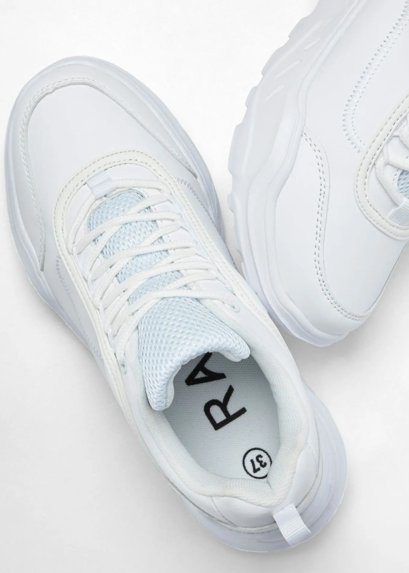 Zapatillas deportivas tipo chunky con suela ligera