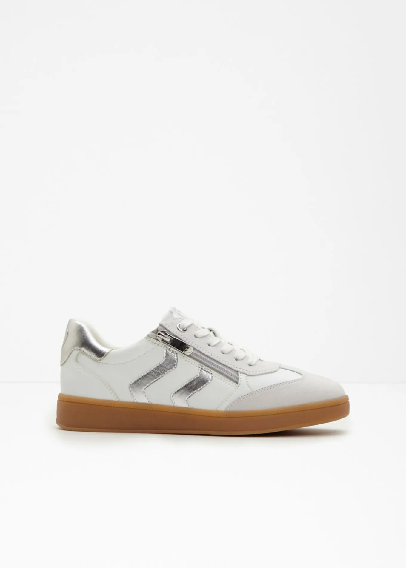 Zapatillas Marco Tozzi con look retro