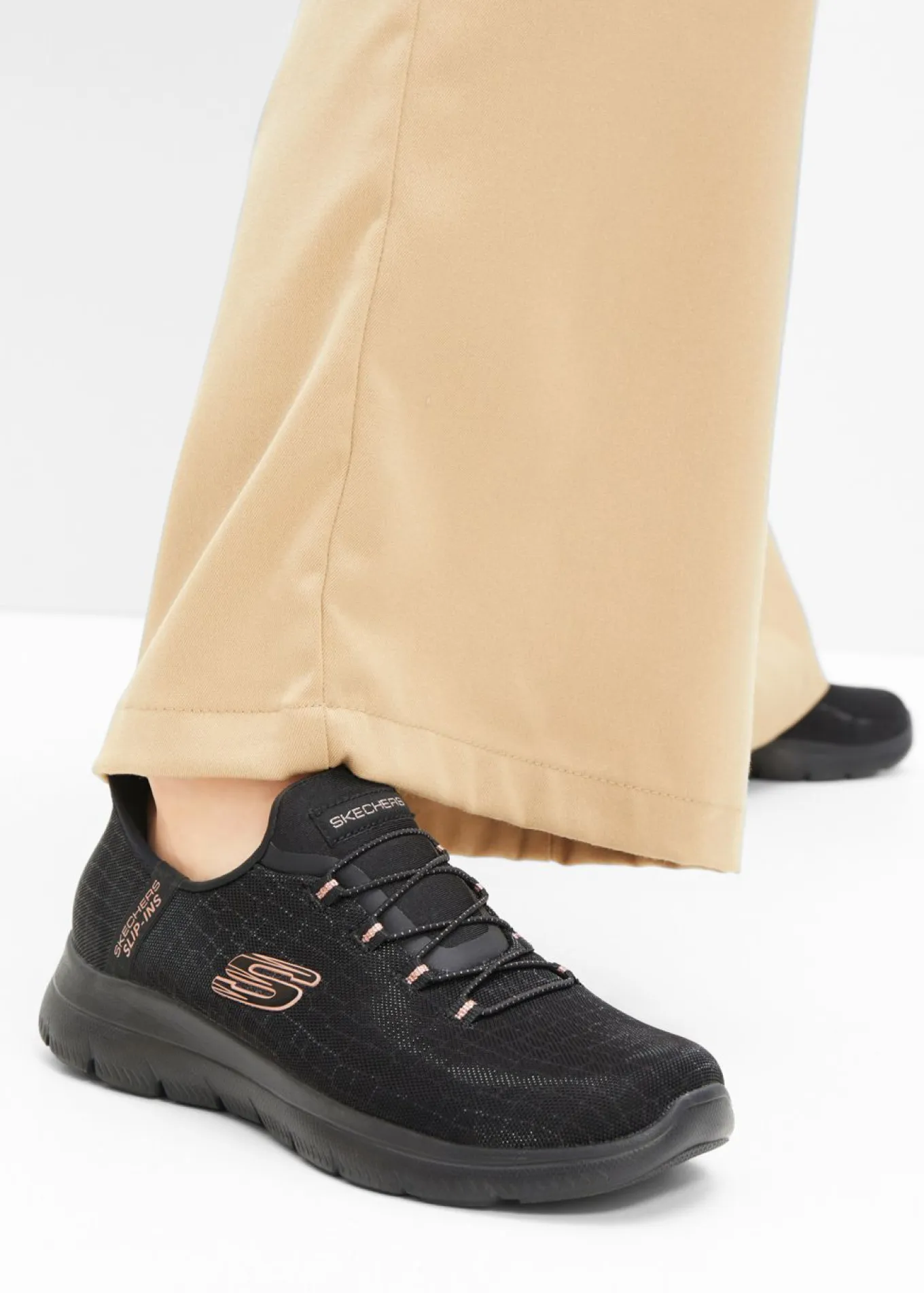 Zapatillas sin cordones de Skechers con espuma viscoelástica