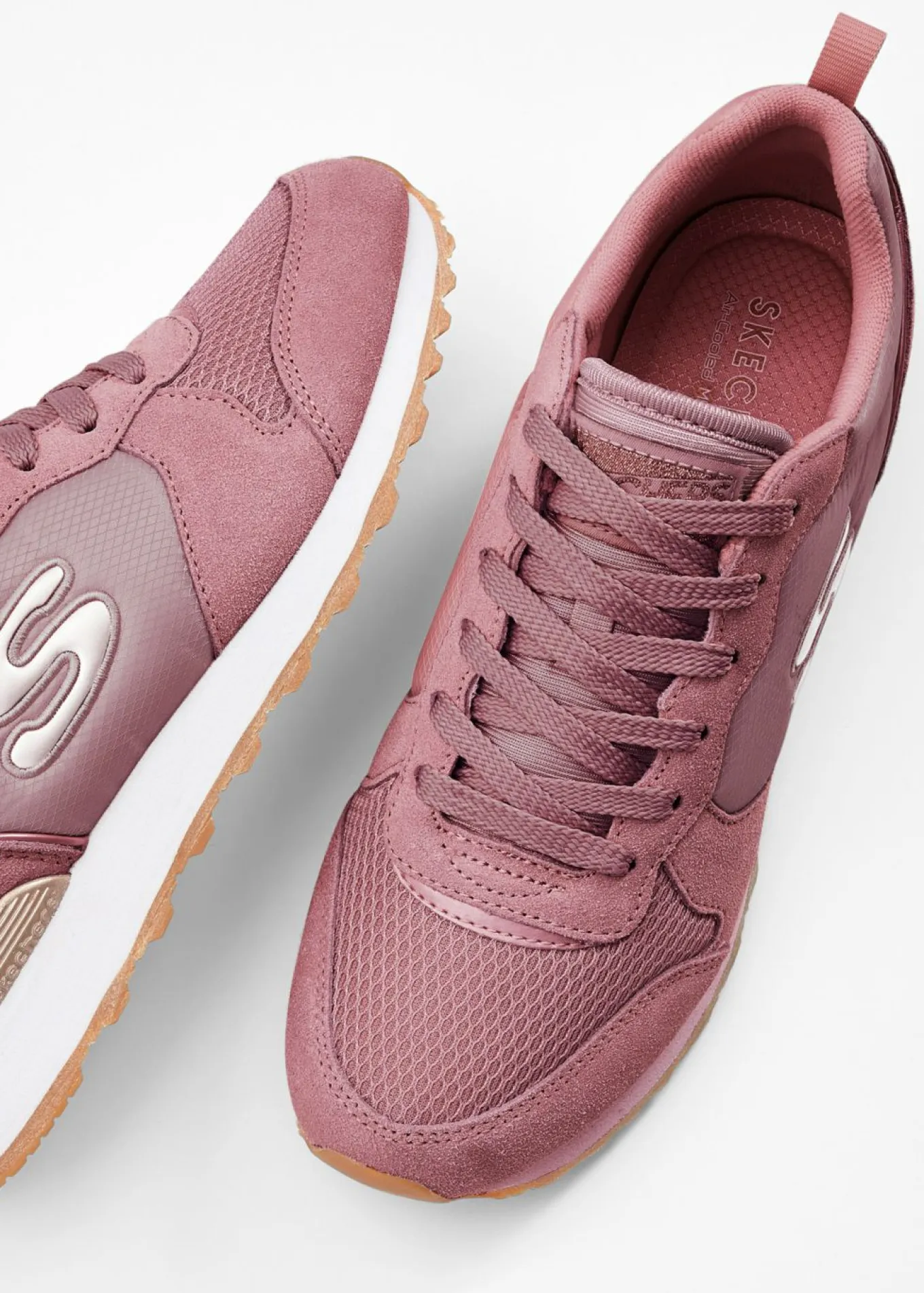 Zapatillas Skechers con espuma viscoelástica