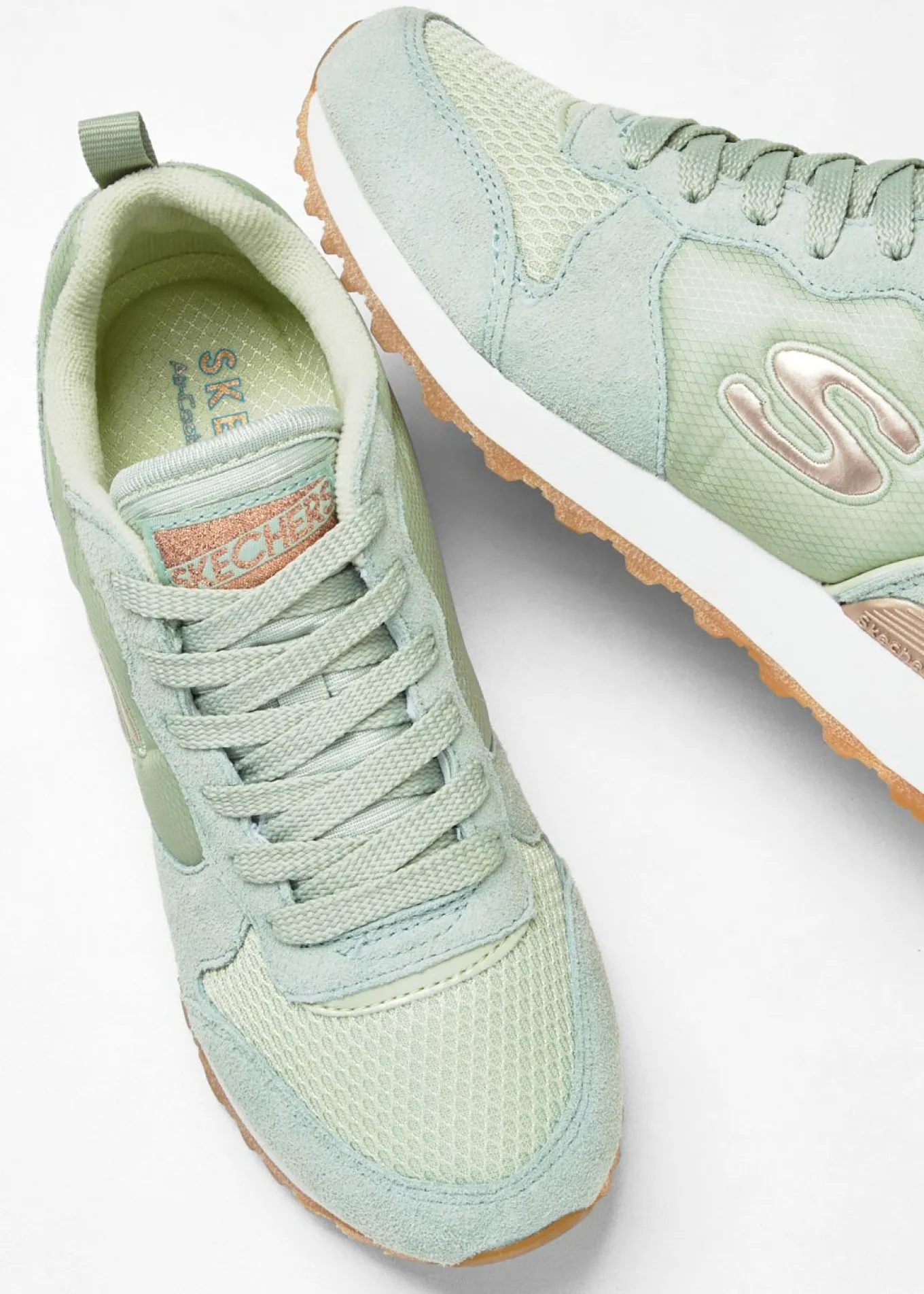 Zapatillas Skechers con espuma viscoelástica