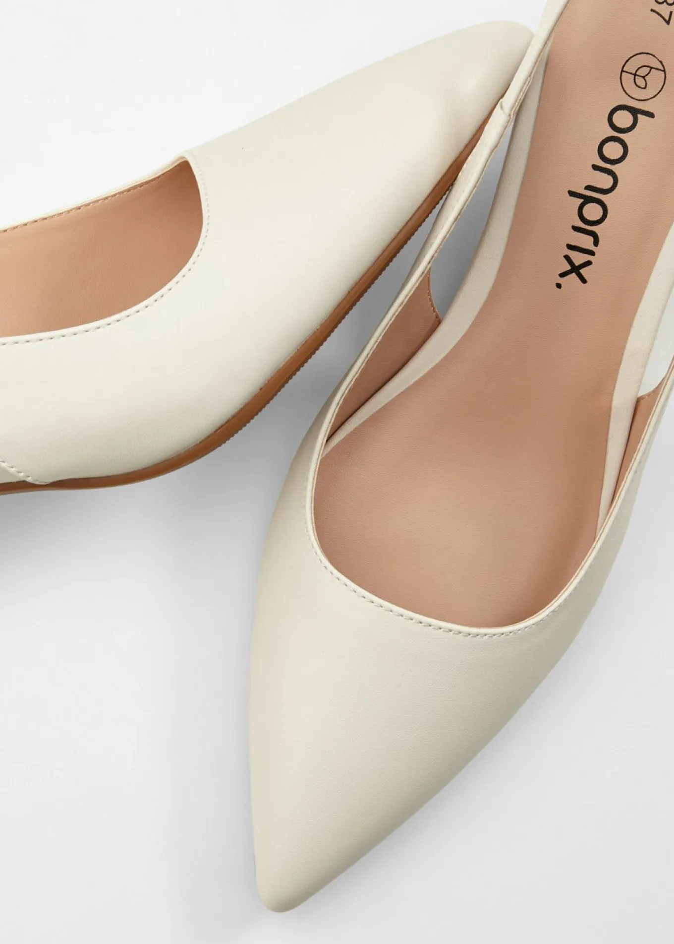 Zapatos con tacón de aguja