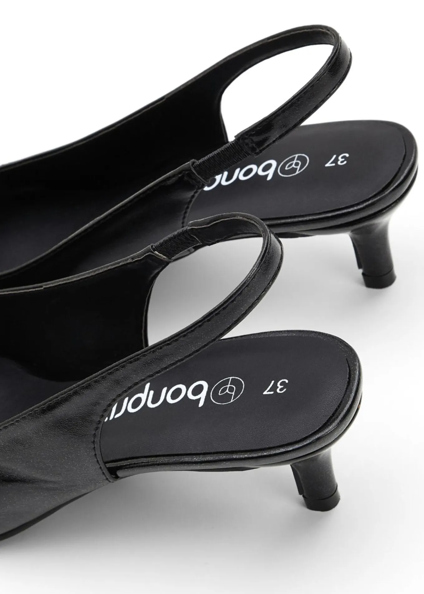 Zapatos con tacón de aguja