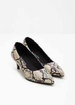 Zapatos de salón con aspecto animal