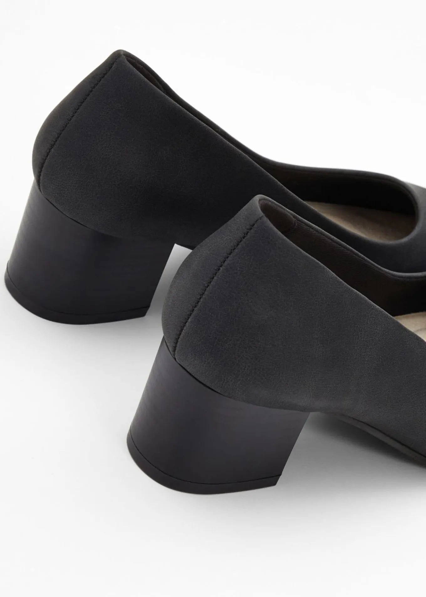 Zapatos de salón con plantilla acolchada