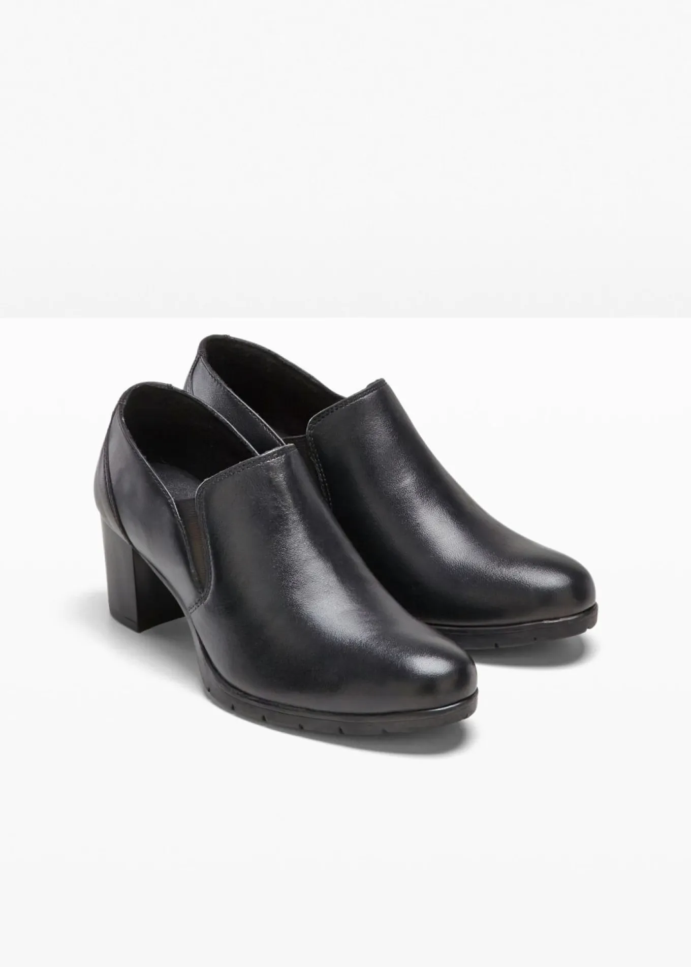 Zapatos de tacón cerrados de piel
