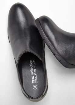 Zapatos de tacón cerrados de piel
