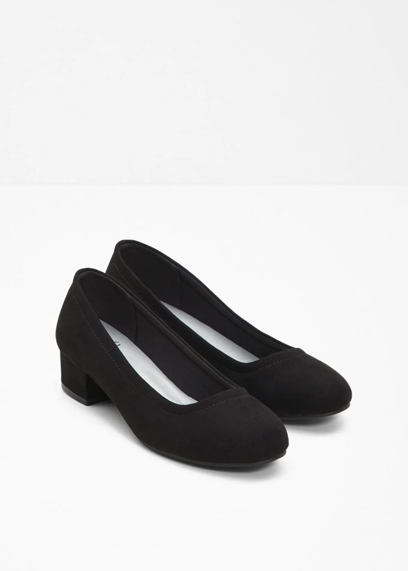 Zapatos de tacón con tacón ancho