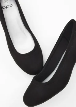 Zapatos de tacón con tacón ancho