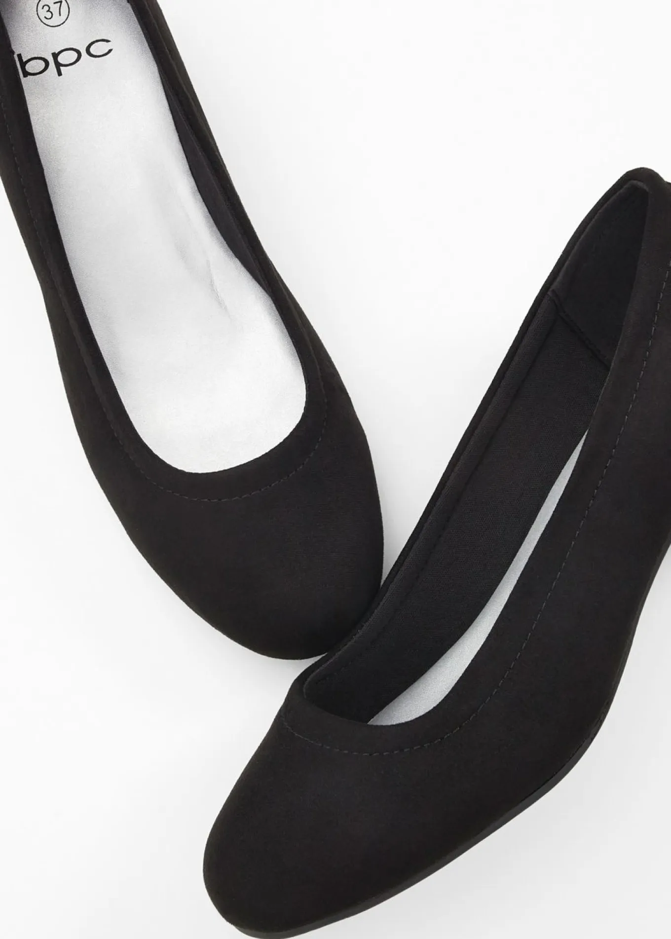 Zapatos de tacón con tacón ancho