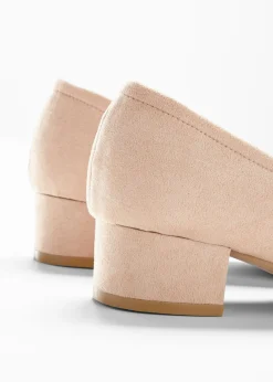 Zapatos de tacón con tacón ancho