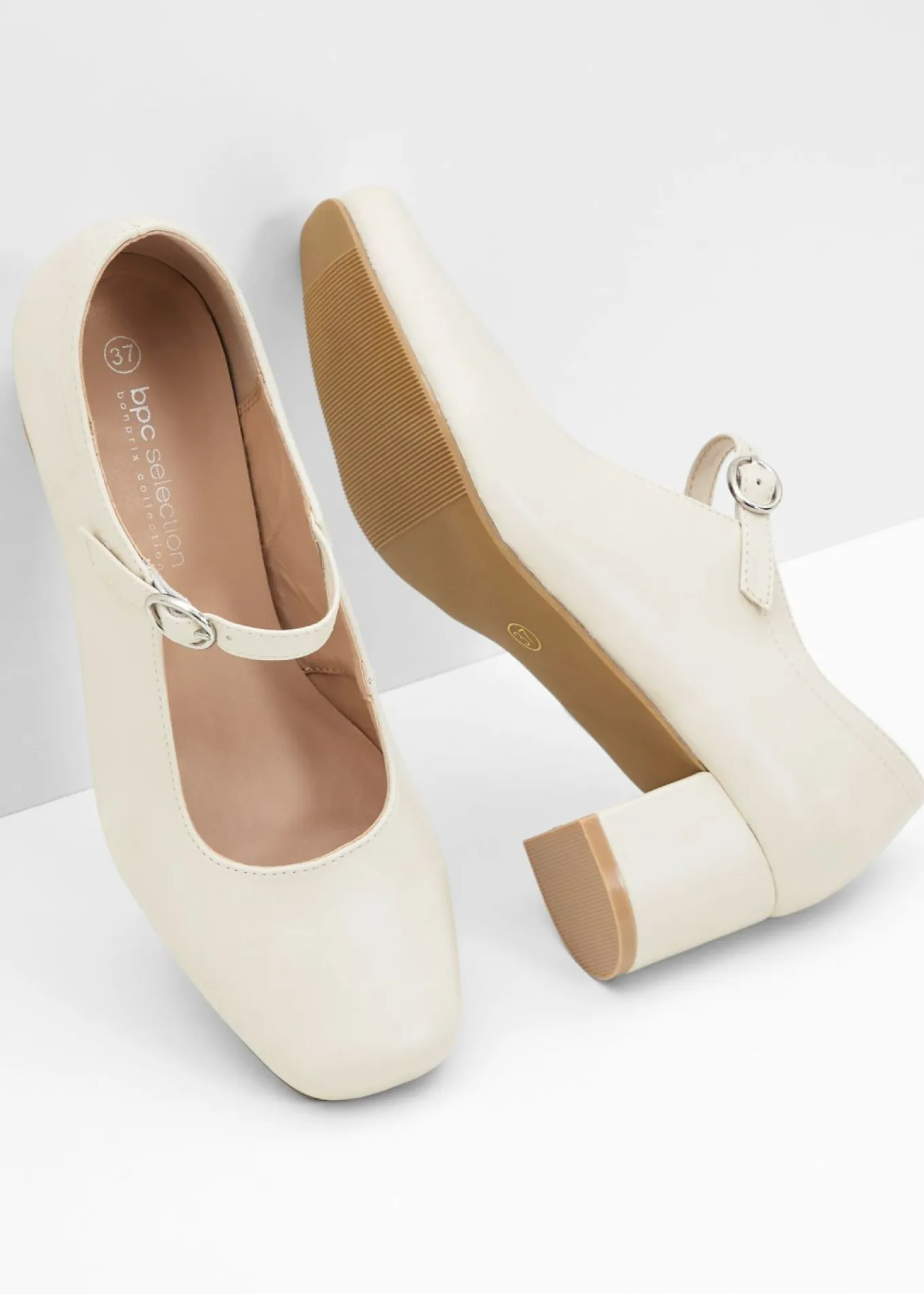 Zapatos de tacón con tira