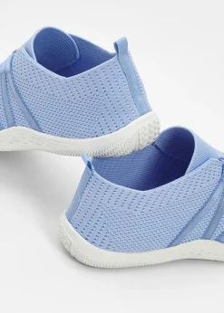 Zapatos respetuosos con suela flexible