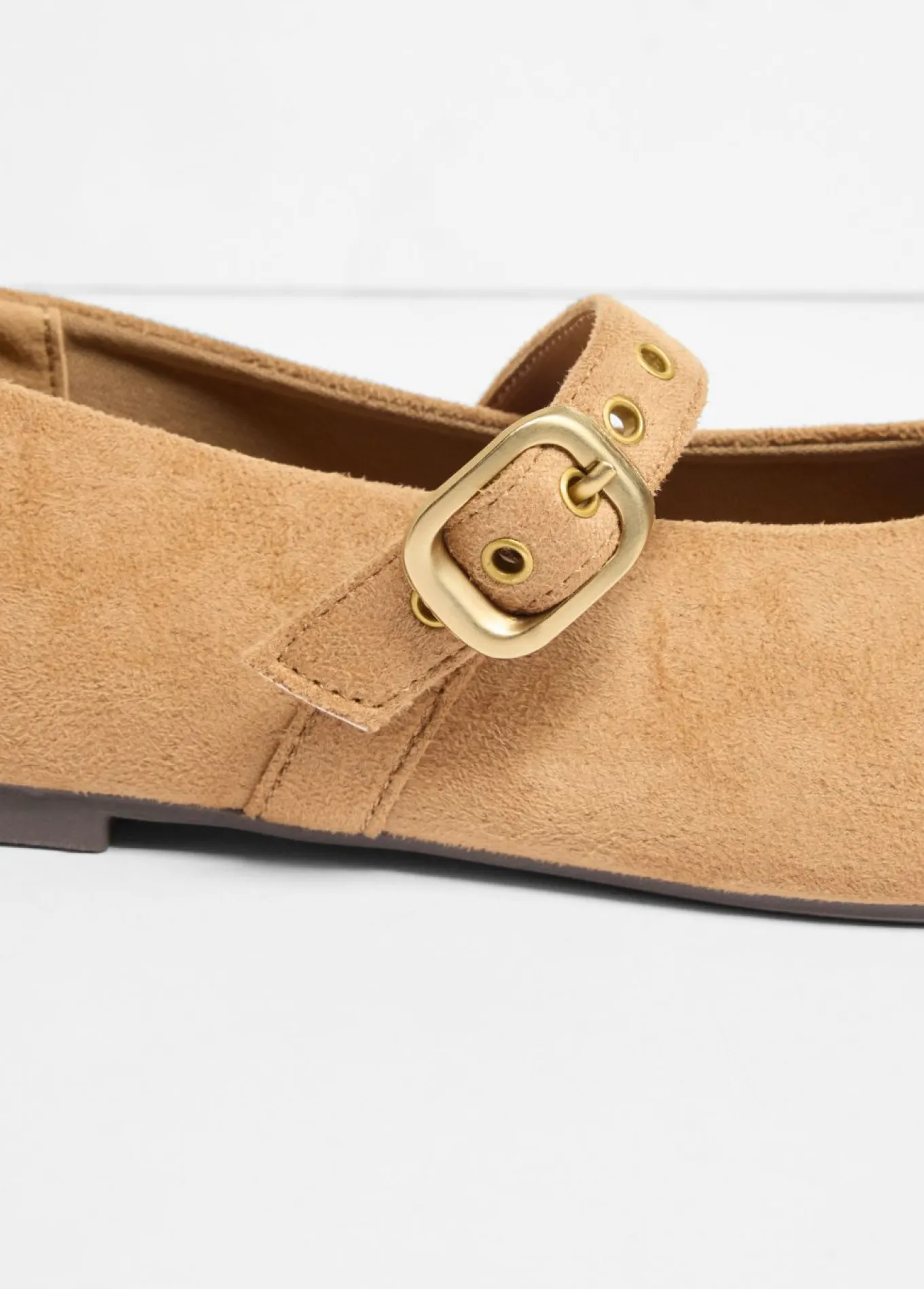 Zapatos tipo Mary Jane con ojales
